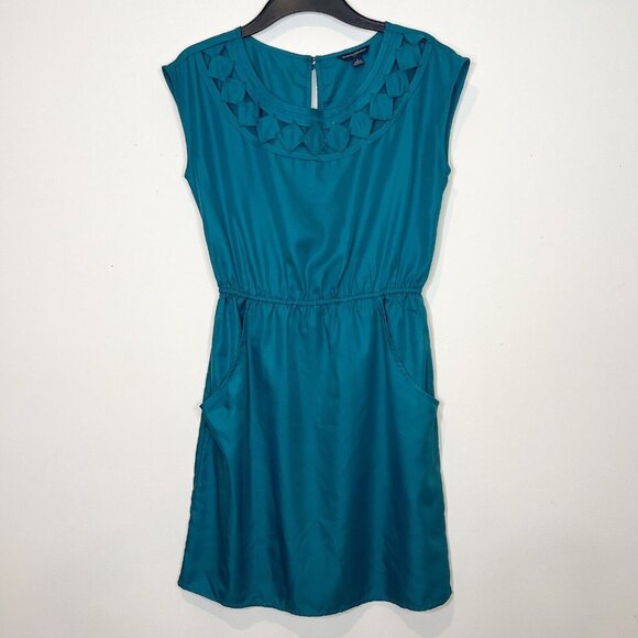 Banana Republic Dress Green Cutout Neckline Pockets Elastic Waist Mini Size 2‎ - Picture 10 of 10
